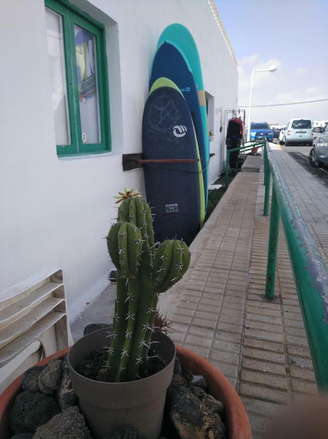 Yokomosurf Camp Famara Dış mekan fotoğraf